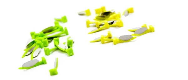 FenderPrimary krátké 18 ks - neon. žluté