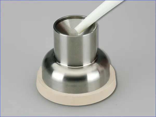 Kelímek na amalgám