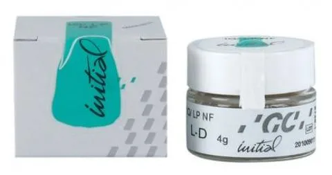GC Initial IQ, LP NF, Lustre Body odstín D 4g L-D